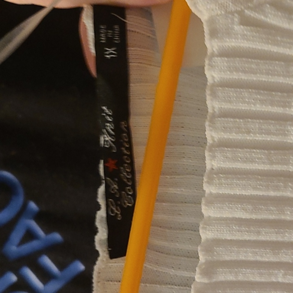 LA knit collection. (Rb59) - Picture 3 of 5